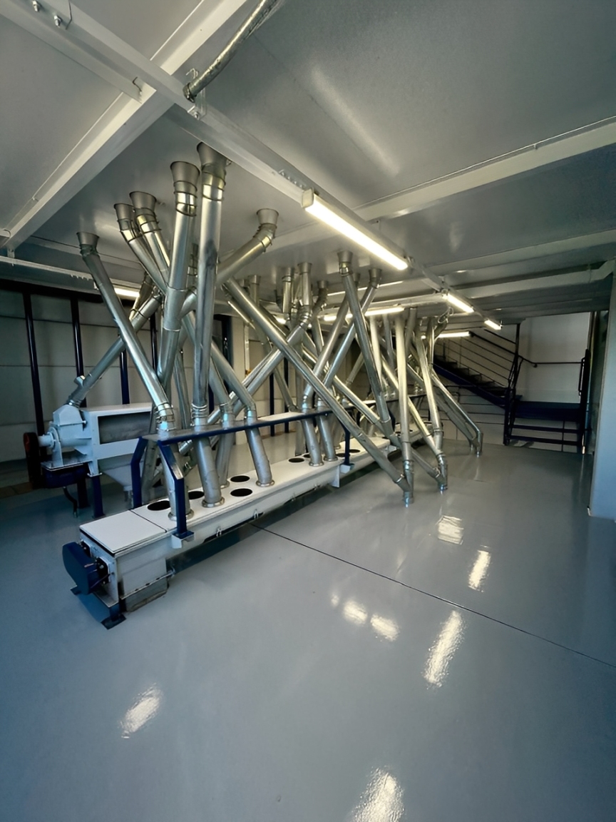 Detalhe dos equipamentos industriais do Moinho Missioneiro